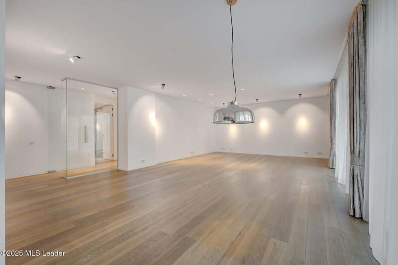 Aviatorilor, apartament 3 dormitoare in One Charles de Gaulle