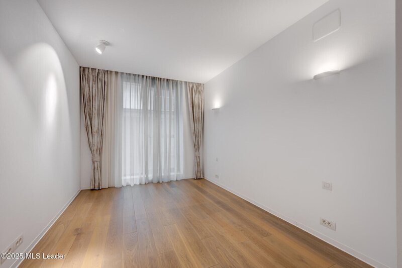 Aviatorilor, apartament 3 dormitoare in One Charles de Gaulle